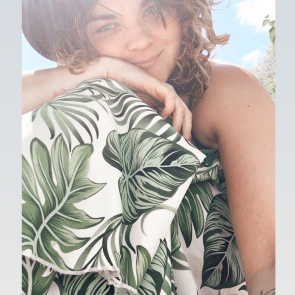 🌿🌿 Tropical skirt ☘️☘️ - Picture 3 of 3